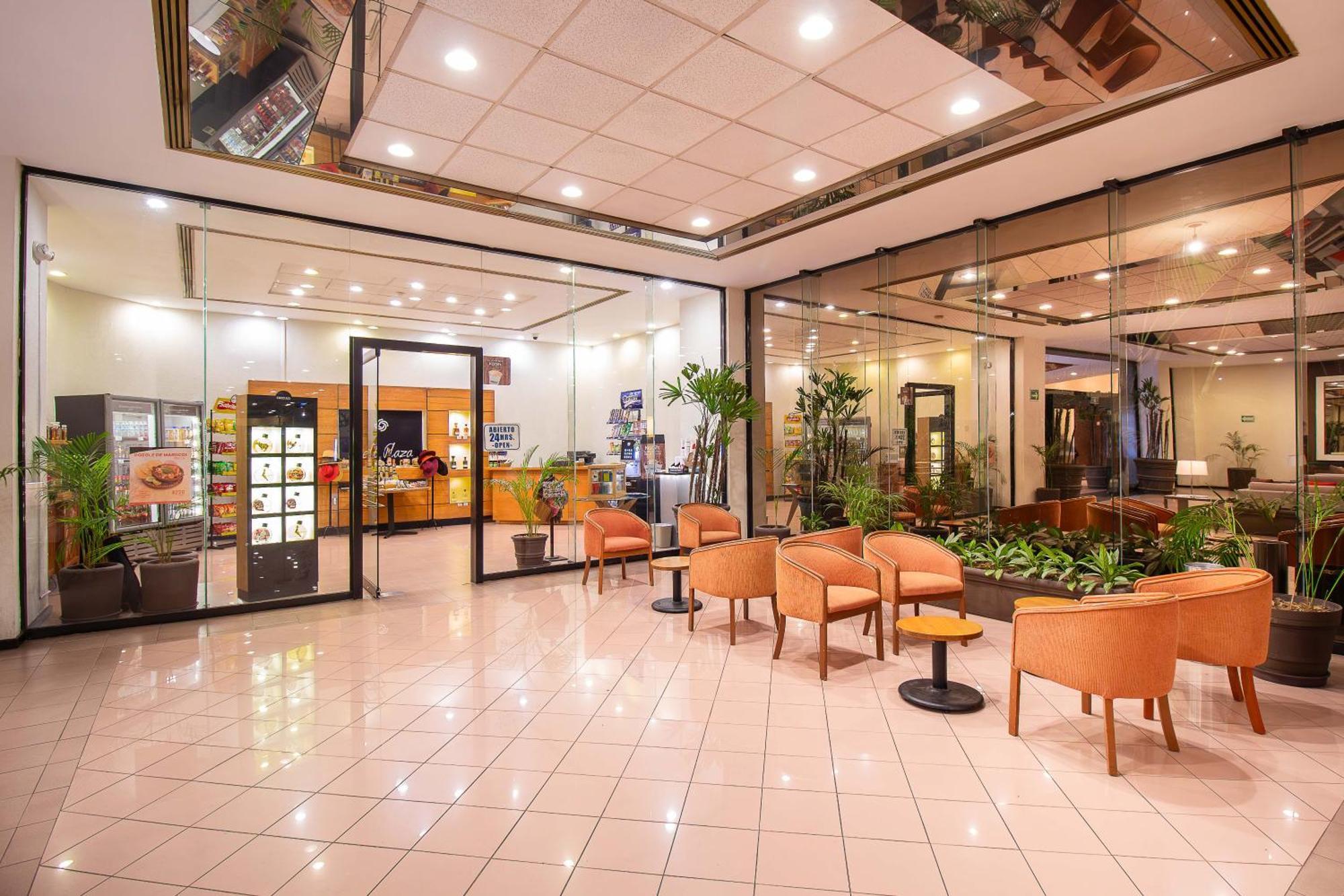Hotel Guadalajara Plaza Expo Eksteriør bilde