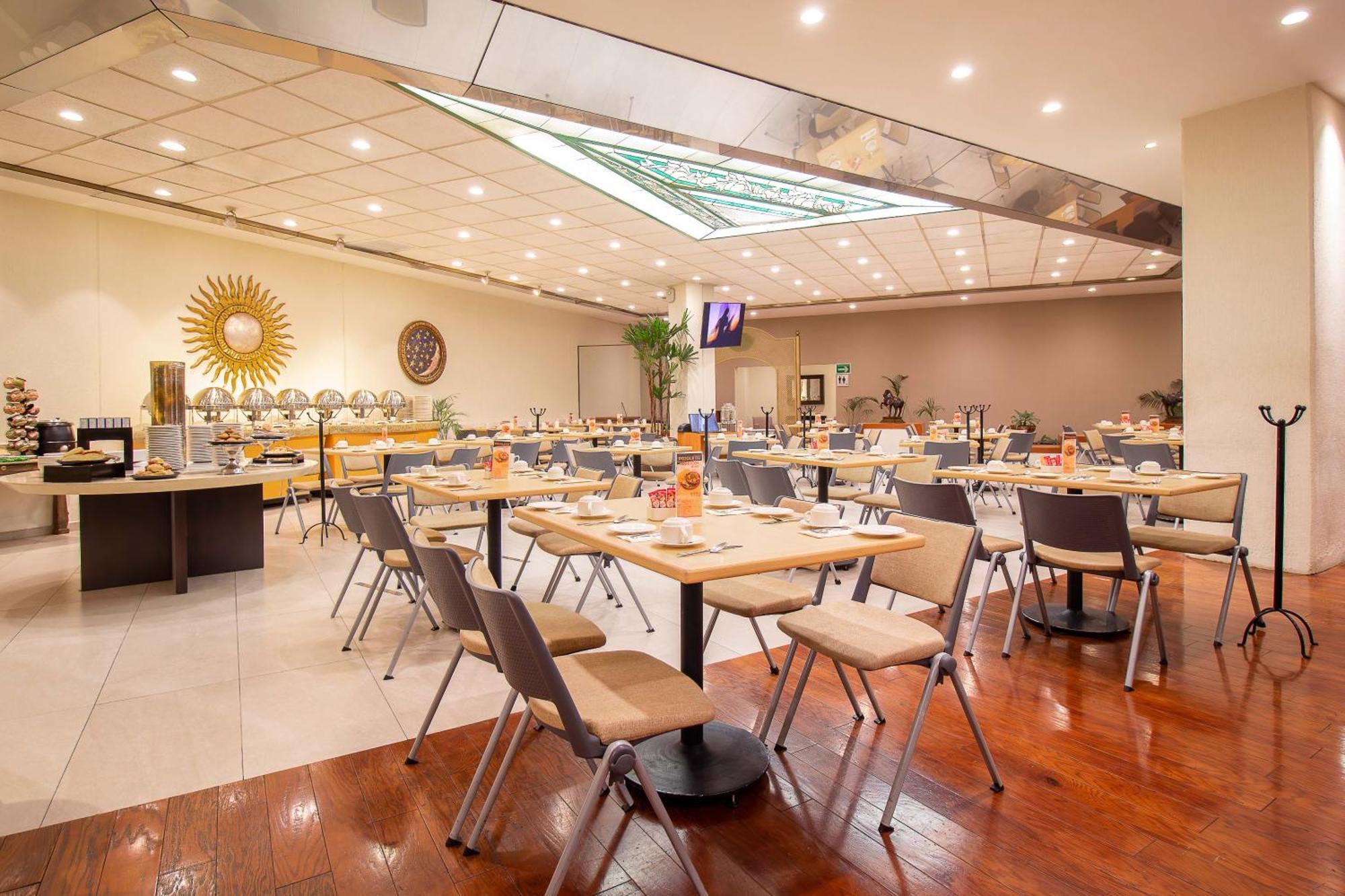 Hotel Guadalajara Plaza Expo Eksteriør bilde